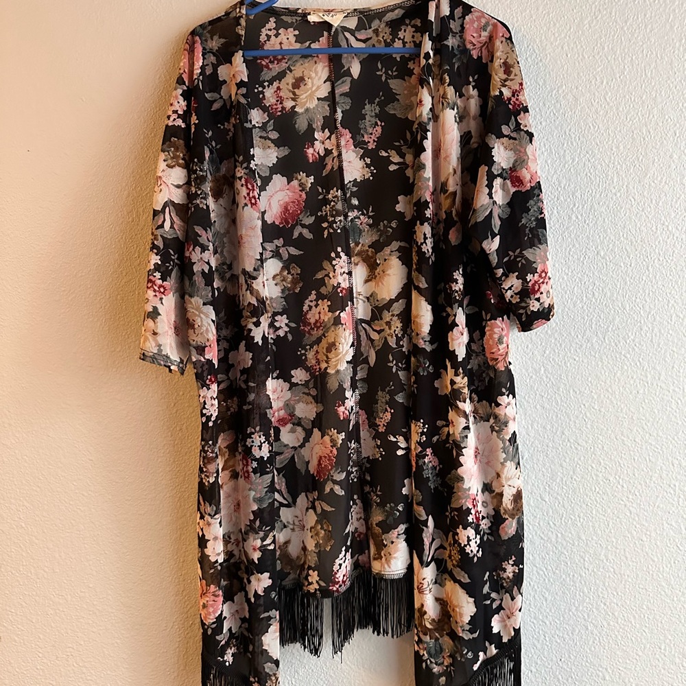 Womens flowy kimono